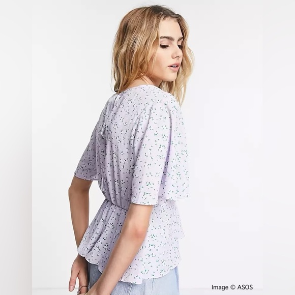 Lilac Tea Blouse Angel Sleeve Twist Front Peplum Hem Size 2 - Picture 6 of 6